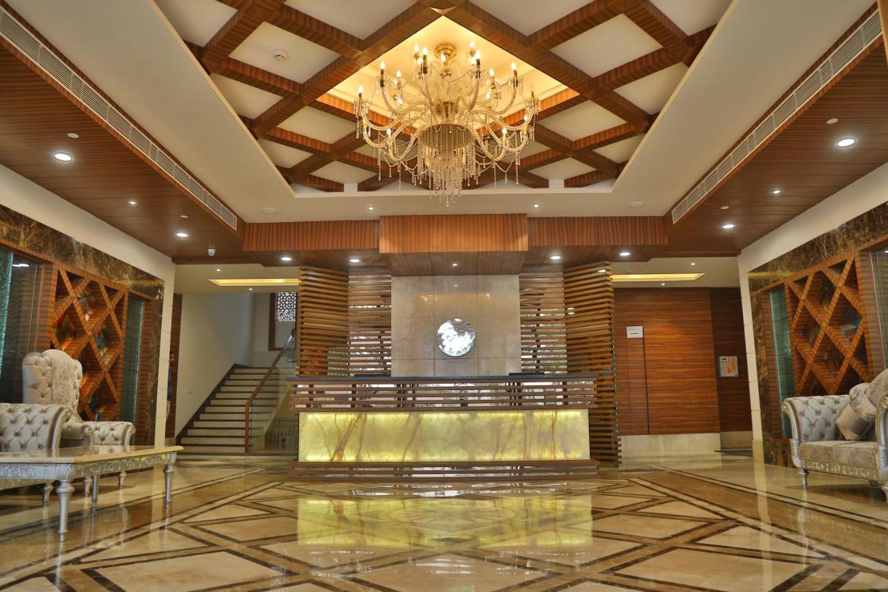 Aveo By Amatra, Gateway To Corbett Hotell Kashipur Exteriör bild